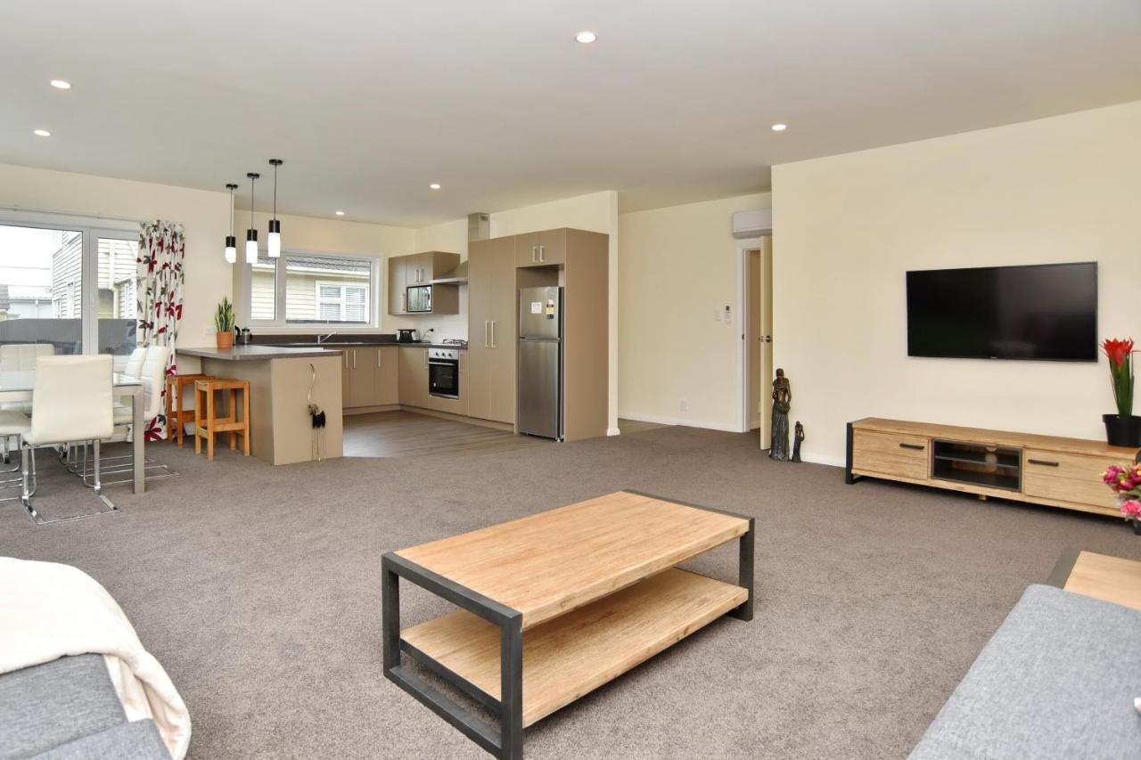 Weston Villa - Christchurch Holiday Homes Экстерьер фото